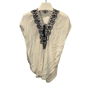 M C Maison du Caftan white blue embroidered top 14